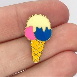 Last one! ice cream pin